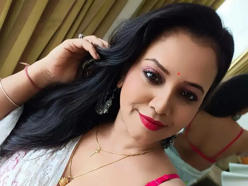 Housewife Call Girls in Bangalore